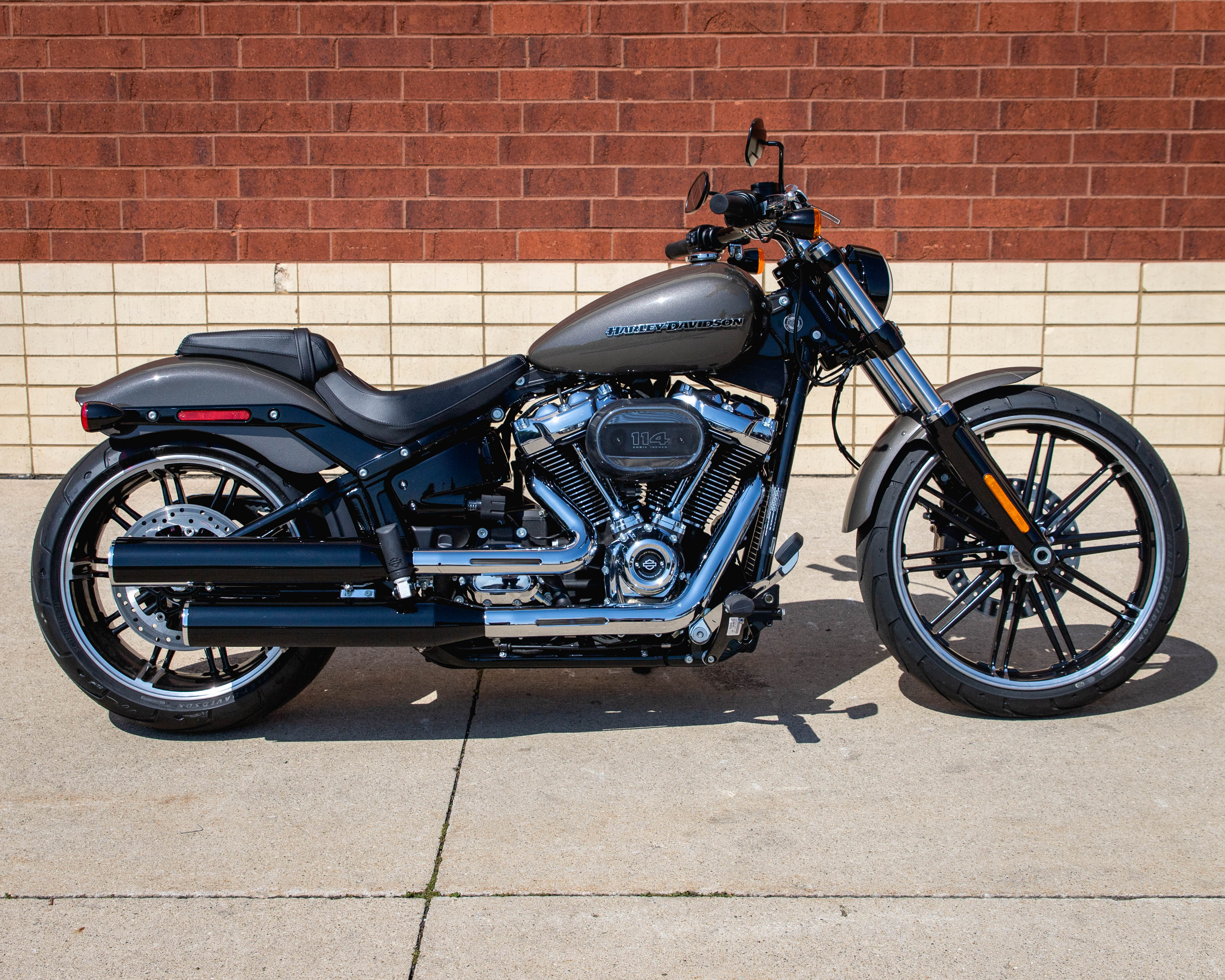 Ide Populer 37 Harley Davidson 2019 Breakout Price